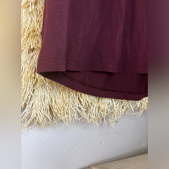 Lululemon Men’s ✨EUC✨5 Year Basic Tee *Lunar New Year 🌒Garnet Red🪩RARE 2020 - Picture 12 of 14